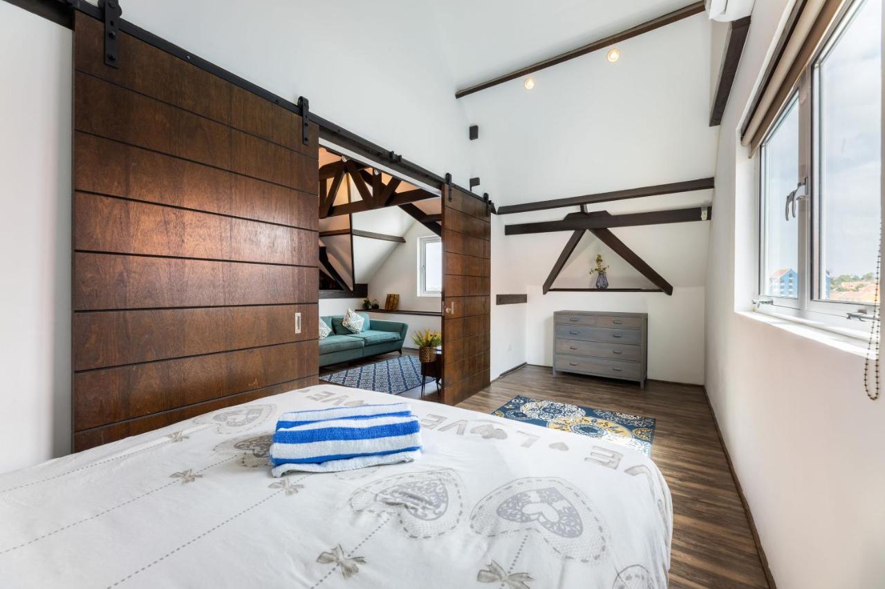 Blue Marlin Handelskade Apartments يلمستاد المظهر الخارجي الصورة